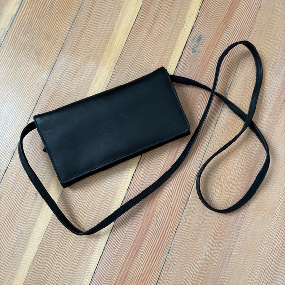 Vintage Eddie Bauer Leather Mini Crossbody Wallet Purse - Picture 2 of 8